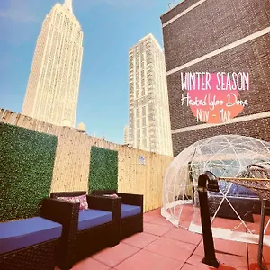 Apartment And The City, Rooftop View
