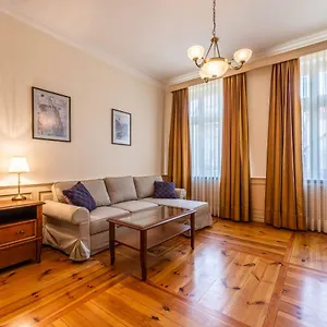 https://victus-apartament-prowansja-2.sopothotels.com