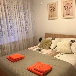 https://apartament-lopuskiego-16.kolobrzeghotels.com