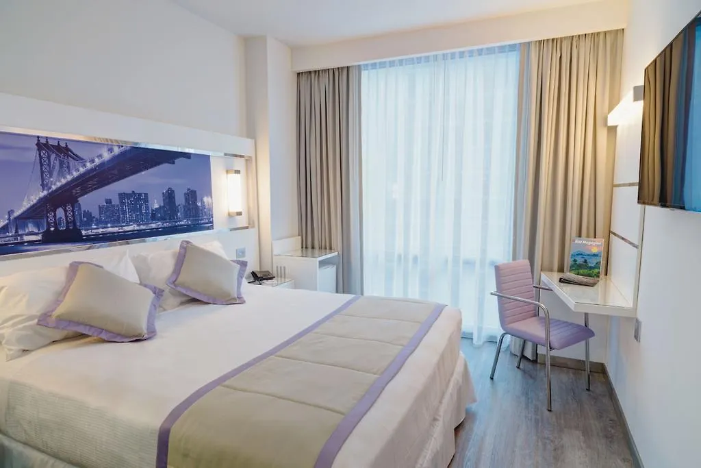 Hotel Riu Plaza New York Times Square 4*,